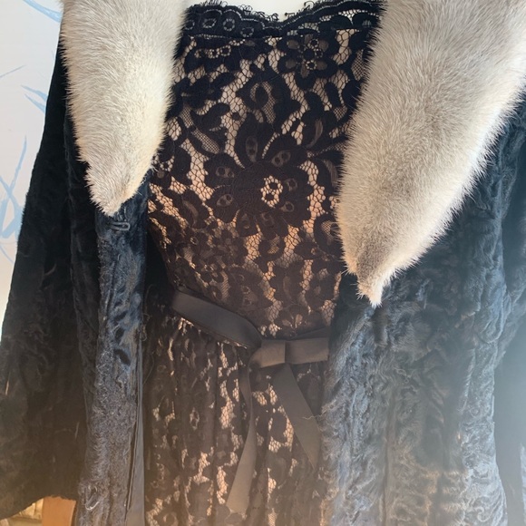 Bamburger’s Fur Salon Retro Glam 3/4 Sleeve Fur - Picture 3 of 5